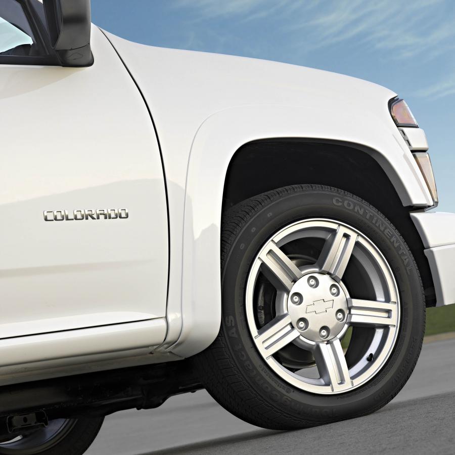  Chevrolet Colorado 2003 года  (фото 15 из 20)